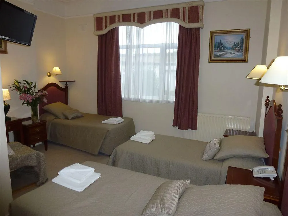 Egans House Hotel Dublin 3*,