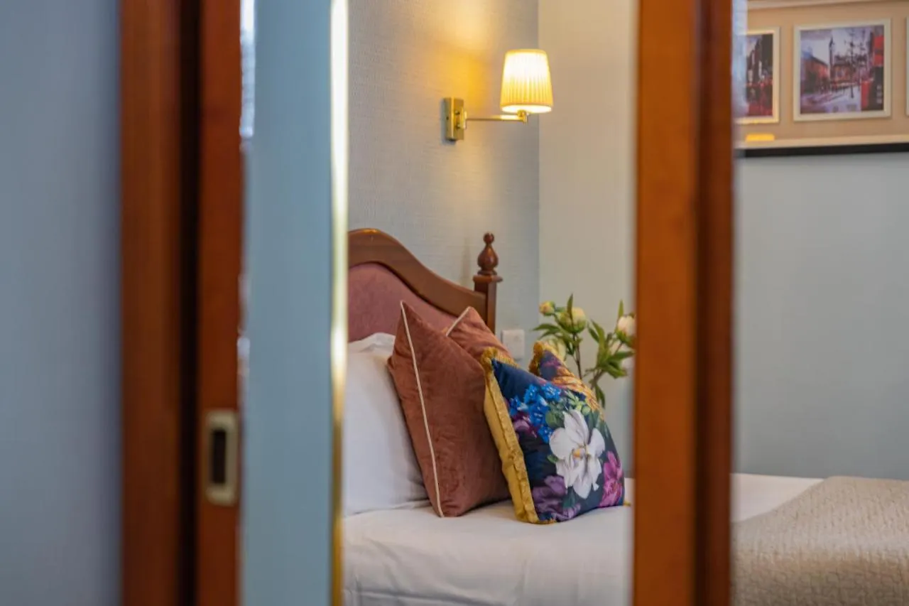 Egans House Hotel Dublin 3*,